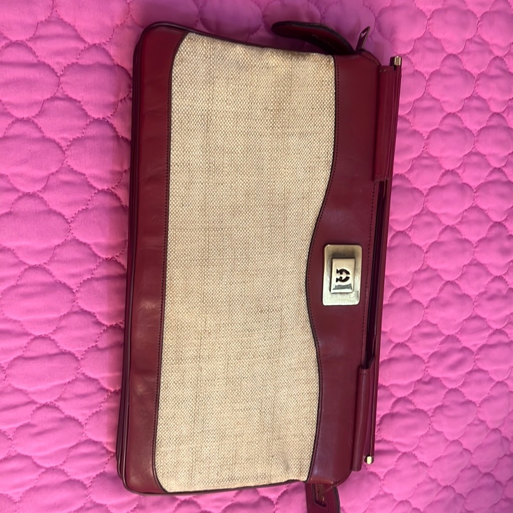 Eigtiene Aigner bag
